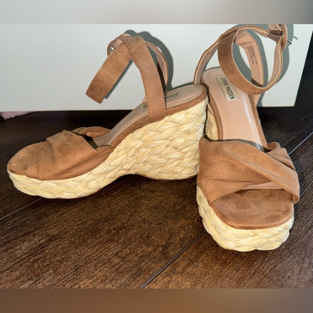 Steve Madden Tan Cream Wedge Sandals